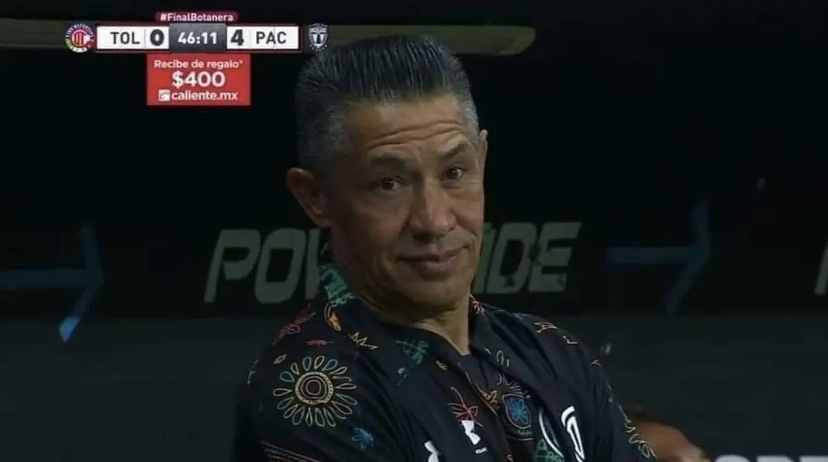 El carisma de Nacho Ambriz lo ha llevado a ser parte de los t&eacute;cnicos retratados ante la adversidad, esto inici&oacute; durante la final del torneo Apertura 2023 ante Pachuca.