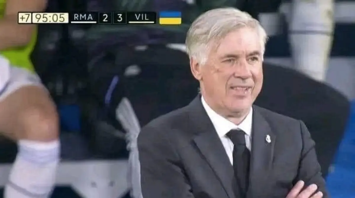 En terreno ajeno o en el Santiago Bernab&eacute;u, 'Carletto' mantuvo tranquilidad al soltar una ligera sonrisa en su rostro.