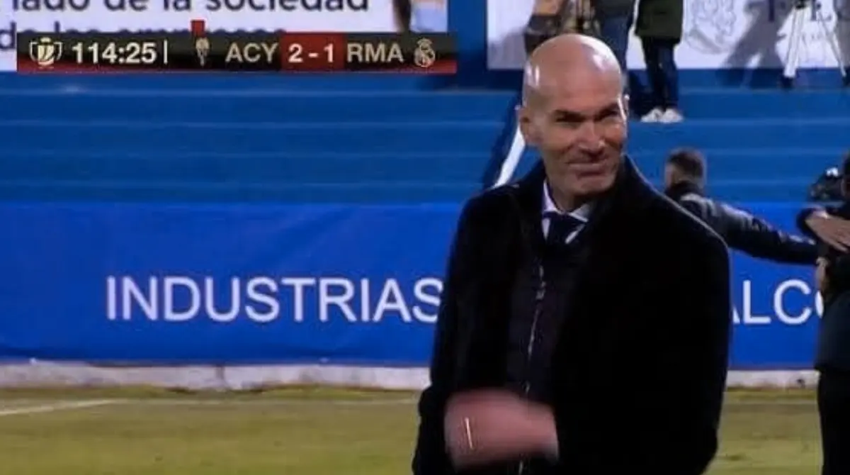 Zinedine Zidane no solo tuvo momentos de gloria con el Real Madrid, tambi&eacute;n pas&oacute; apuros en la Copa del Rey donde al verse superado por equipos inferiores trato de rescatar lo positivo.