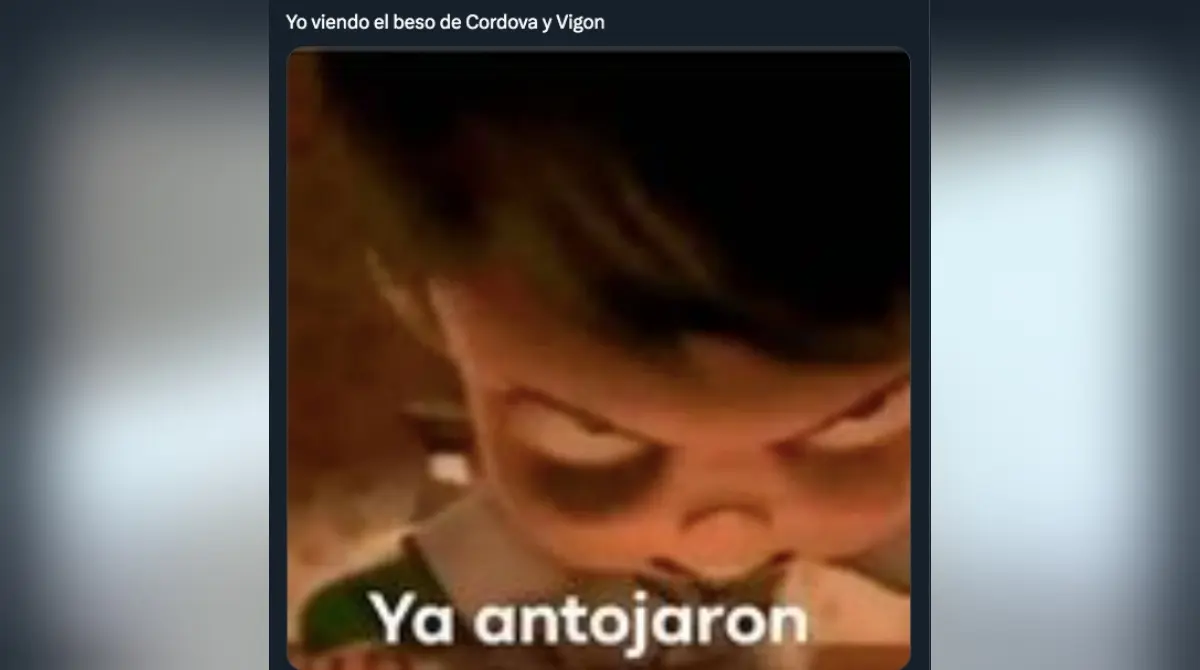 El beso de Vigón a Córdova se lleva los memes en el empate de Tigres y Rayados