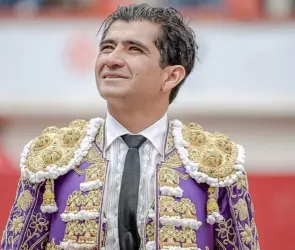 ¿Quién es Joselito Adame, el torero que sufrió fuerte cornada?