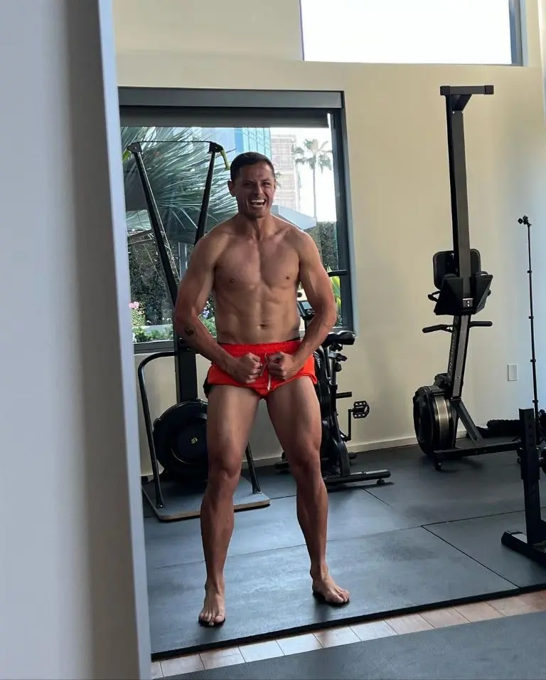 Javier Hernández ha cambio su aspecto físico de forma considerable - @ch14_