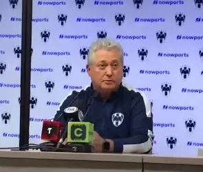 Afición explota contra Vucetich por la eliminación de Rayados: "El Rey Miedos"
