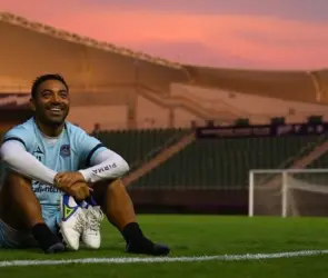 El negocio en plataforma exclusiva de Marco Fabián que le dará ganancias mientras encuentra equipo