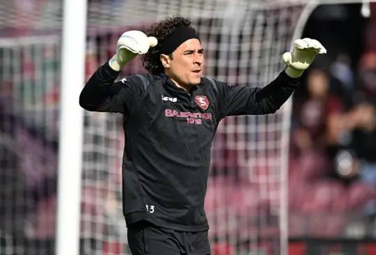 Guillermo Ochoa y el Salernitana empataron con AS Roma, de José Mourinho