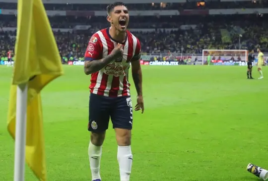 Pocho Guzmán se envalentonó y le mandó un recado al América y Henry Martín después de que Chivas pasó a la final de la Liga MX.