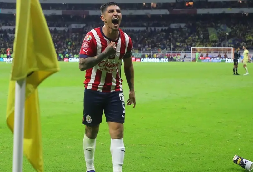 Pocho Guzm&aacute;n se envalenton&oacute; y le mand&oacute; un recado al Am&eacute;rica y Henry Mart&iacute;n despu&eacute;s de que Chivas pas&oacute; a la final de la Liga MX.