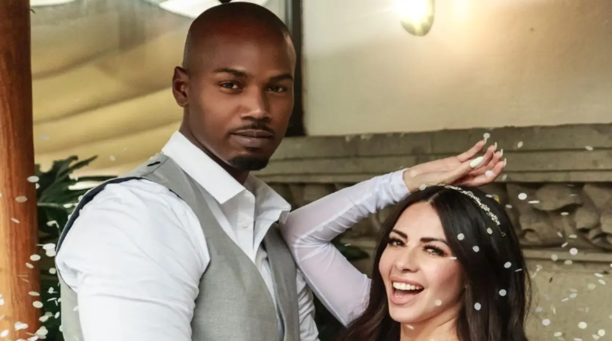 Luego de m&aacute;s de dos a&ntilde;os de relaci&oacute;n, Jimena y Tis confirmaron que se casaron en secreto en una ceremonia en Puerto Escondido en septiembre de 2021. 