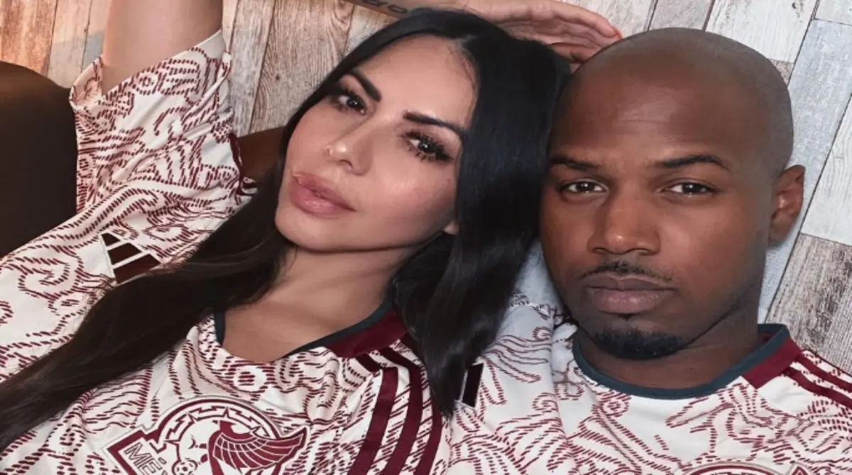 La periodista de Fox Sports encontr&oacute; el amor en Matis 'Tis' Zombie, su pareja de nacionalidad francesa que es m&uacute;sico, cantante y un gran fan de los deportes por igual, y con quien comparte su pasi&oacute;n por los Raiders. 