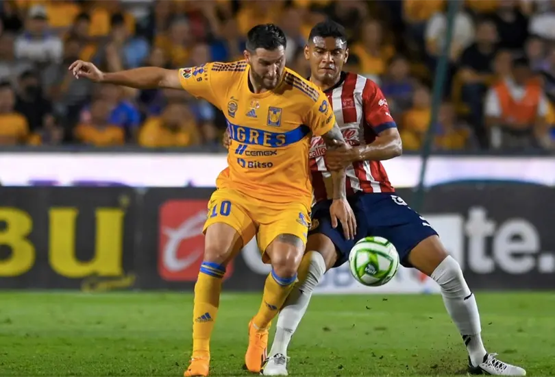 Tigres y Chivas no se han hecho da&ntilde;o al medio tiempo de la Final de Ida en el Estadio Universitario.