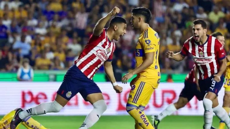 El Rebaño venció a Tigres en fase regular. (Instagram - Chivas)