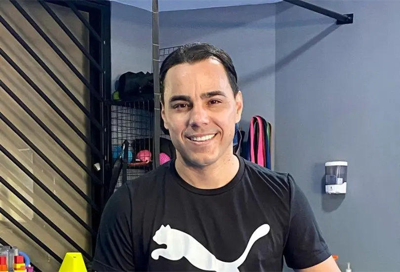 Omar Bravo es uno de varios jugadores que pas&oacute; por Chivas y Tigres