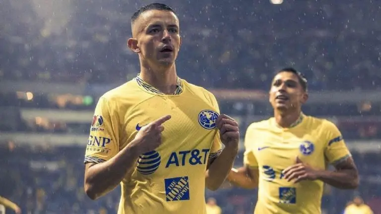 El Maguito es muy querido por su afición. (Instagram - Álvaro Fidalgo)