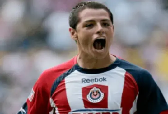 Se reveló el equipo que ya contactó al Chicharito para ficharlo en el 2024 después de que fue colocado en Chivas