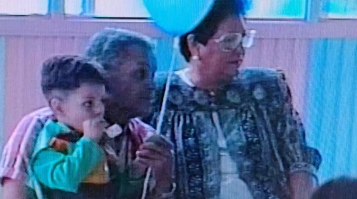 Desde que era ni&ntilde;o, Javier Hern&aacute;ndez Balc&aacute;zar fue contagiado por la pasi&oacute;n de ver partidos de futbol y jugar a la pelota, y el principal impulsor adem&aacute;s de su padre fue su abuelo Tom&aacute;s, &iacute;dolo chiva.