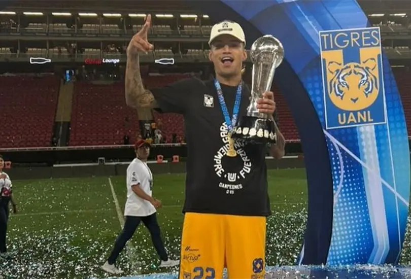 Raymundo Fulgencio fue castigado por insultar a Rayados. Raymundo Fulgencio fue castigado por insultar a Rayados.