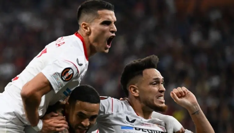 Sevilla se coronó campeón de la Europa League. Galería Referee