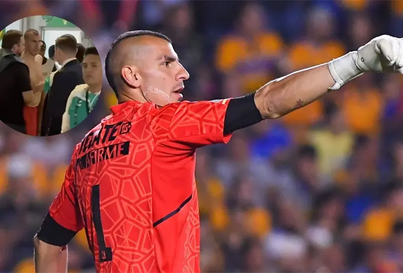 Nahuel Guzmán fue golpeado por un objeto que lanzó la afición de León y le fue a reclamar a un comisario por esto Nahuel Guzmán fue golpeado por un objeto que lanzó la afición de León y le fue a reclamar a un comisario por esto