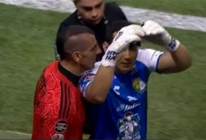 Nahuel Guzmán fue el blanco de burlas tras sus acciones en la eliminación de Tigres contra León. Nahuel Guzmán fue el blanco de burlas tras sus acciones en la eliminación de Tigres contra León.