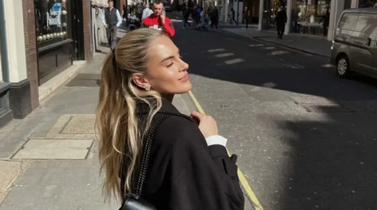 La joven viaja constantemente por Europa para asistir a eventos. Instagram @maria.guardiola