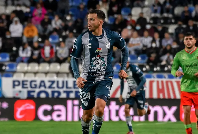 El presidente de Pachuca habl&oacute; del inter&eacute;s de Chivas por Luis Ch&aacute;vez