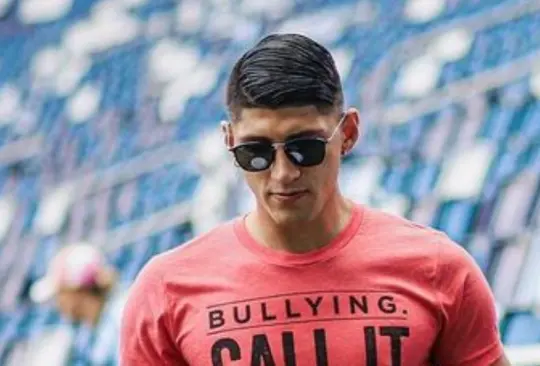 Alan Pulido suena para llegar a Cruz Azul 