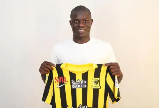 Ngolo Kanté es nuevo futbolista del Al-Ittihad.