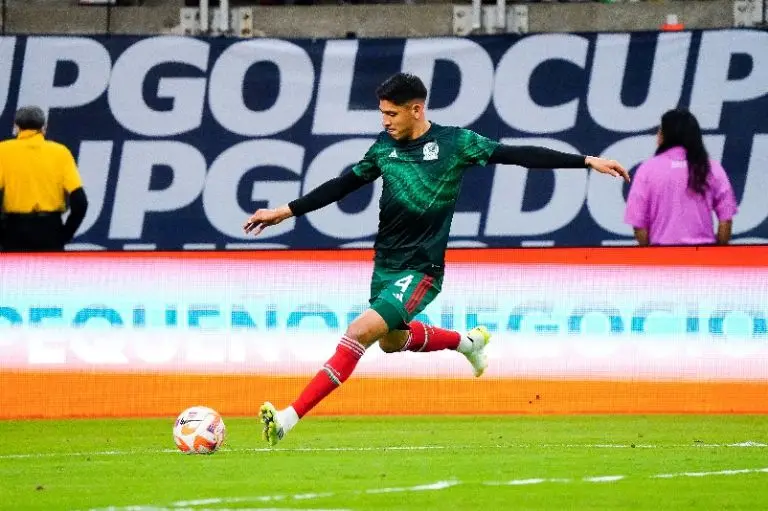 Edson Álvarez aseguró que la llegada de Jaime Lozano cambió el ambiente dentro de la Selección Mexicana - Twitter @miseleccionmx