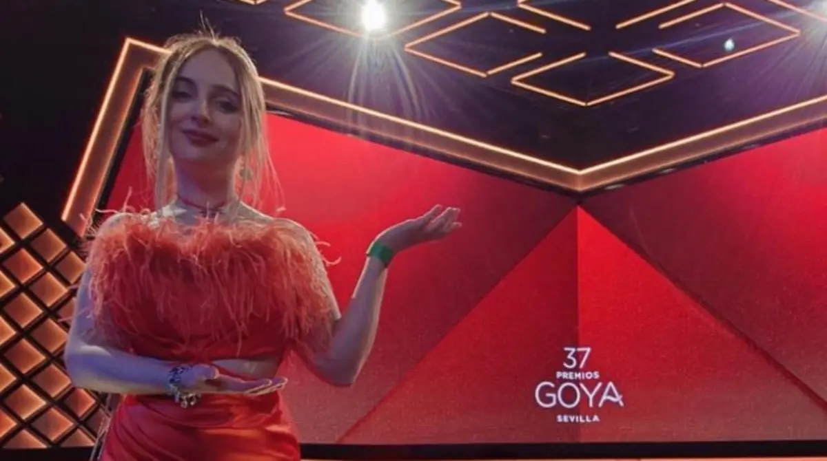 2022 fue un año muy importante para impulsar su imagen, ya que además del enorme crecimiento en su canal de Twitch, Mayichi colaboró con Amazon Prime Video para crear un programa y asistió a las premiaciones más importantes de España.