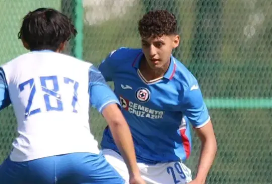 El ahora canterano de Cruz Azul presumió que primero era jugador de la talacha antes de llegar a la Máquina.