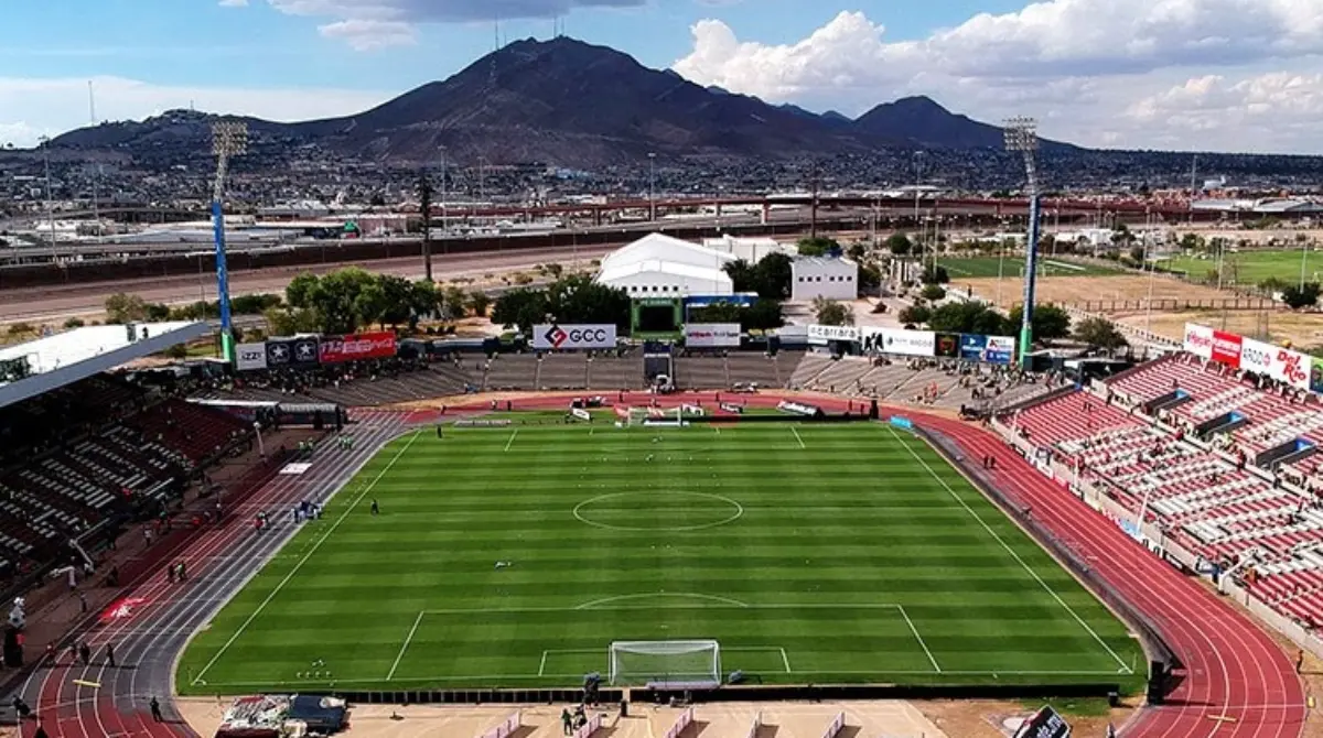 OLÍMPICO BENITO JUÁREZ. La ahora cancha de Juárez ha vivido partidos de México contra Venezuela y Nigeria.