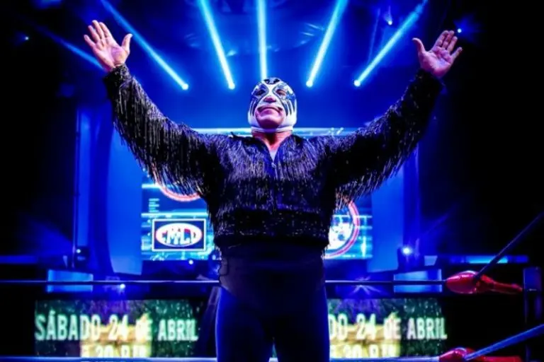 Atlantis reveló el precio millonario que le pondría a su máscara - Twitter @Atlantis_CMLL