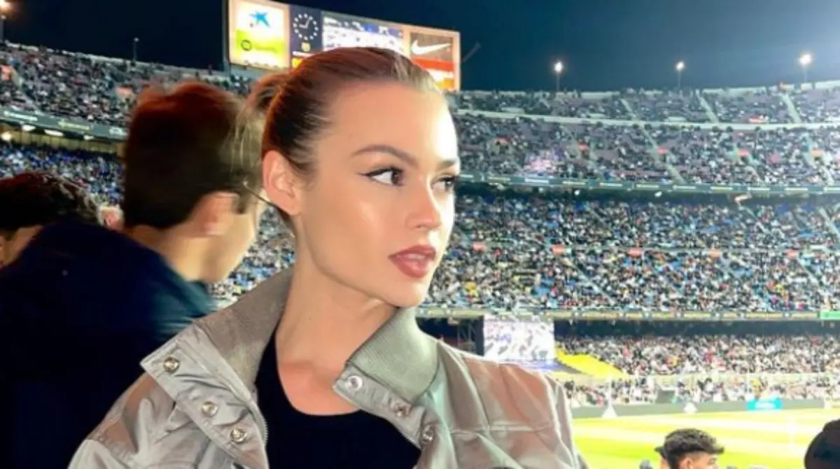 Debido a la ocupación de su novio, Nadia asistió a todos los encuentros de la Kings League y de la Queens League, ya que X Buyer organizó y participó en los partidos, y donde también coincidió con Gerard Piqué. 