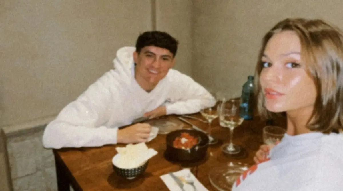 Nadia era pareja del Youtuber y también influencer Javi Ruiz, mejor conocido como X Buyer, estuvieron juntos por casi tres años, y la graduación de Nadia fue uno de los temas de su separación. 
