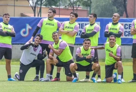 José de Jesús Corona anunció la salida de Cruz Azul de un futbolista que ahora es su excompañero.