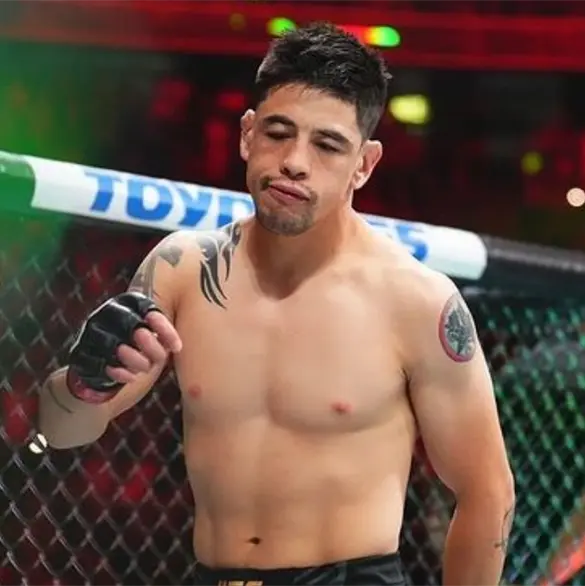 Noche amarga para Brandon Moreno en UFC México Noche amarga para Brandon Moreno en UFC México