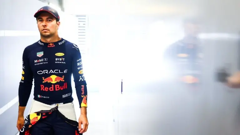 Checo Pérez buscó roper la mala racha de resultados en las clasificaciones. Galería Referee