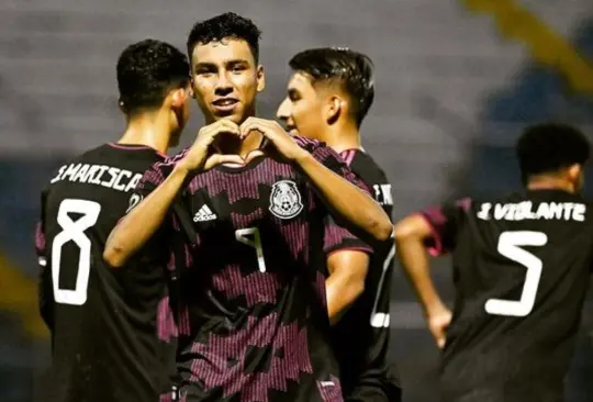 Joven promesa que ha estado en Selección Mexicana tendría la oportunidad de estar en el primer equipo de un club español. Joven promesa que ha estado en Selección Mexicana tendría la oportunidad de estar en el primer equipo de un club español.