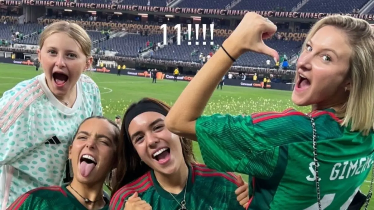 Fue junto a toda su familia a apoyarlo en la obtención del título de la Copa Oro donde anotó el gol del triunfo.