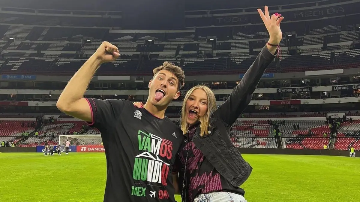 Agustina es una enorme fan de Paulo Dybala y Santiago la ayudó a que se pudiera tomar una foto con él cuando se enfrentaron en la Europa League.
