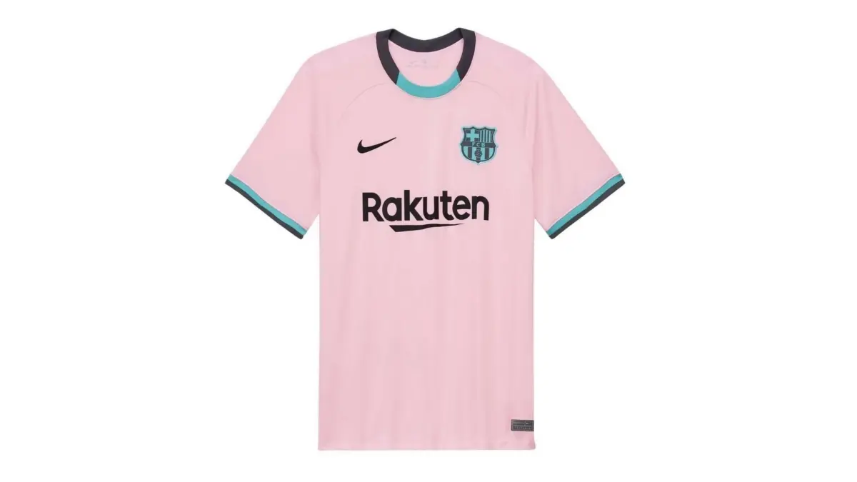 Barcelona 2020-21. El conjunto cul&eacute; tiene un gran modelo que acompa&ntilde;a con negro y azul turquesa.