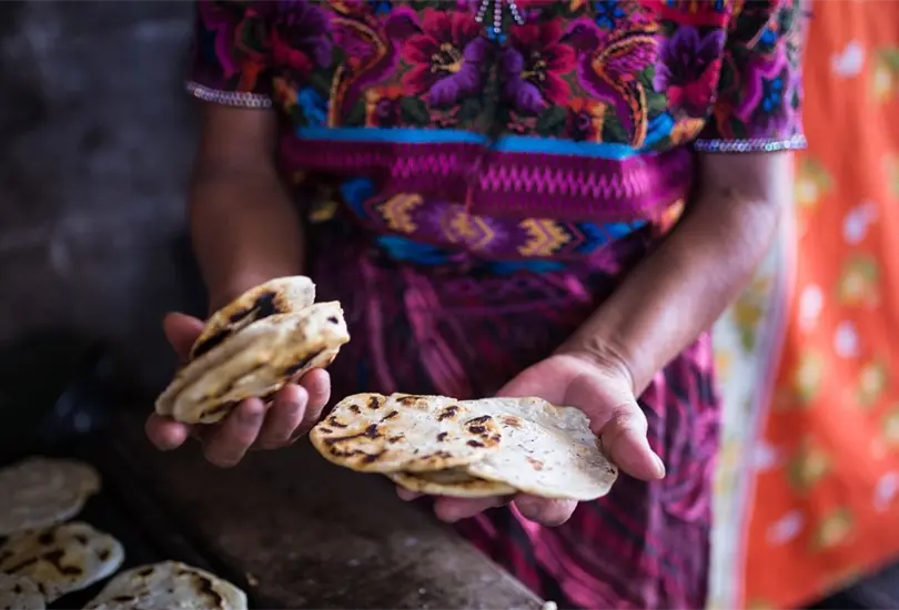 Una tortiller&iacute;a ofrece un salario exorbitante para que un nuevo empleado se una a su equipo 
