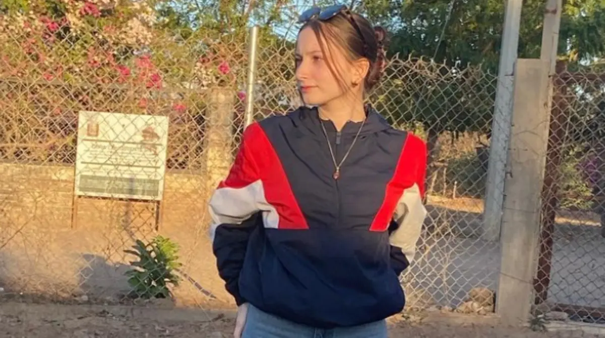 Dahna comenzó a aparecer en el canal de Youtube de su novio, pero desde que descubrió su facilidad para la cámara abrió su propia cuenta de TikTok, que es donde más sube contenido.