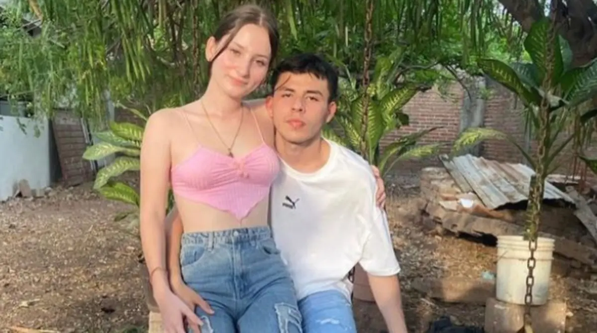  La joven contó que en un principio no quería incursionar en los vlogs o como creadora digital, pero su novio fue quien la convenció, y su primera aparición en un TikTok viral fue de ella comiendo pizza.