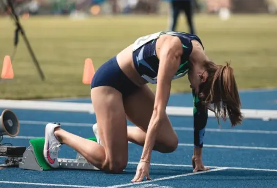 La nueva portadora del récord de atletismo tardó 25 años en llegar.