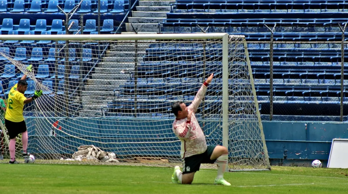 El marcador final fue de 6-2 favor los exfutbolistas de Primera División, pero aunque estuvieron por debajo durante el partido, Gansito no perdió la oportunidad para celebrar su gol de penal en los últimos minutos, además de que quieren dejar este resultado atrás para concentrarse en los próximos encuentros. 