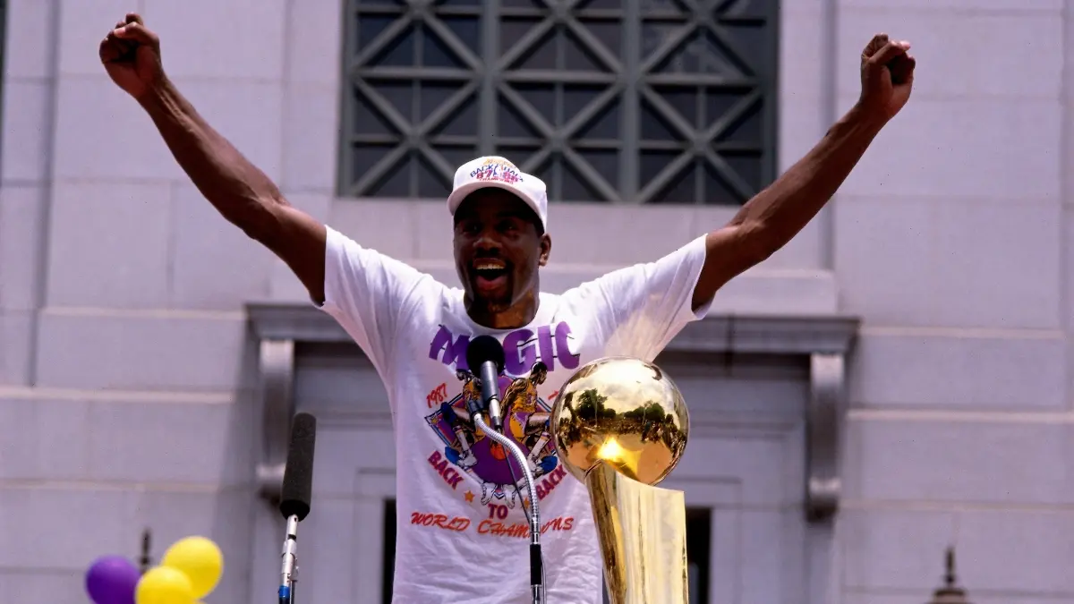 Pero ha mostrado sus dotes como empresario porque ha convertido varias inversiones en diferentes proyectos en una fortuna de alrededor entre 500 y 600 millones de dólares, según Forbes.