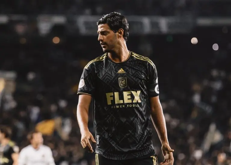 El contrato de Carlos Vela con el LAFC culmina al término de la temporada 2023<br>@carlosv11_