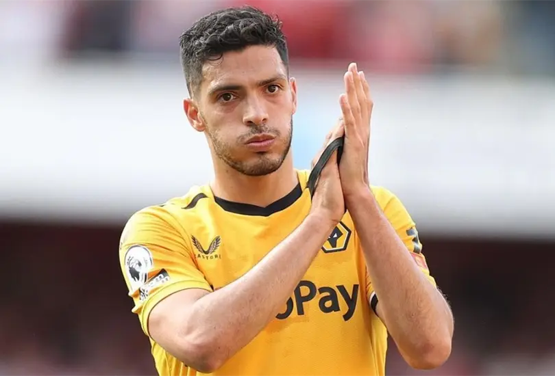 Raúl Jiménez no tendría el visto bueno de un histórico del Fulham. Raúl Jiménez no tendría el visto bueno de un histórico del Fulham.