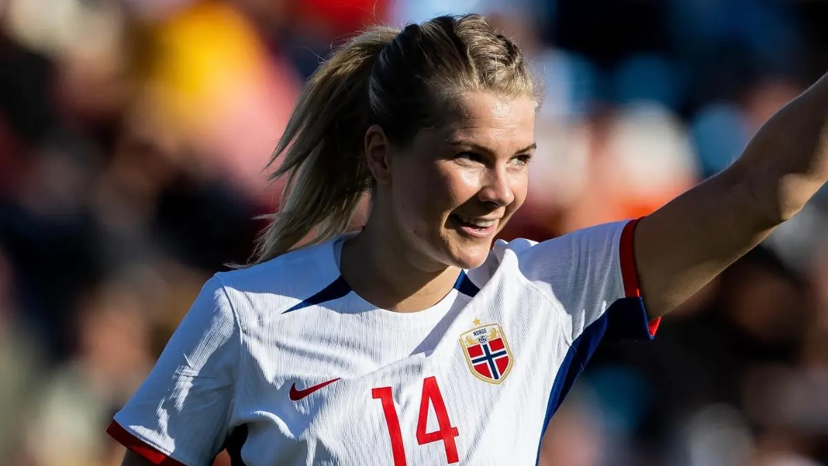 ADA HEGERBERG: Luego de unos años de ausencia de la Selección de Noruega, la ganadora del Balón de Oro regresó en 2022 y está lista para llevar al combinado a una actuación histórica.